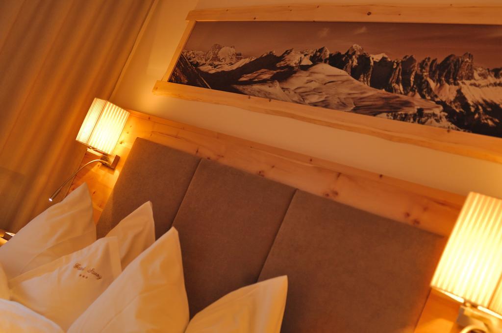 Hotel Garni Savoy Castelrotto Luaran gambar